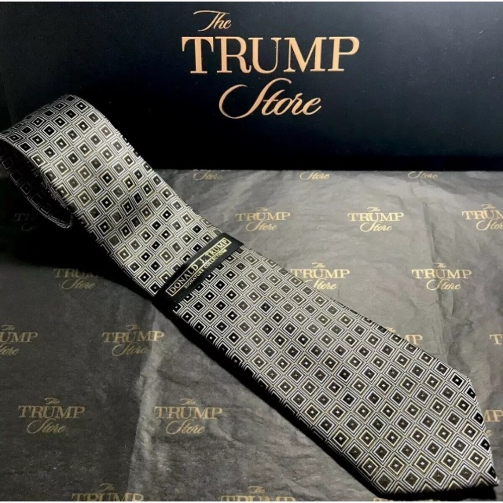 PRESIDENT DONALD J TRUMP Signature Collection Tie